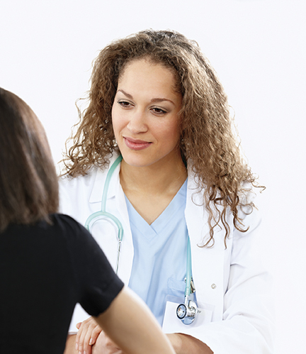 Doctora con paciente